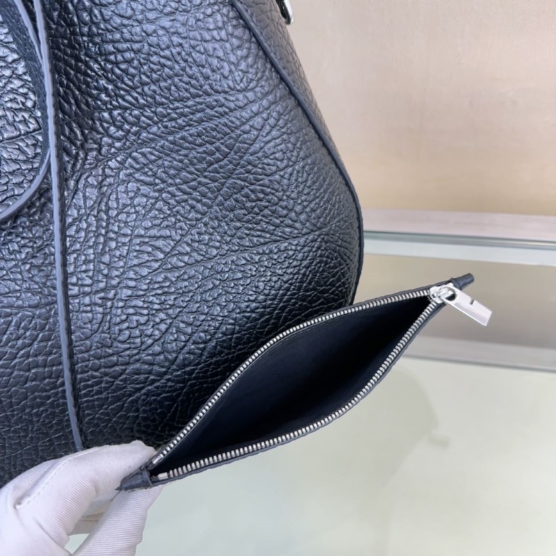 Bv*b*rry hobo bags